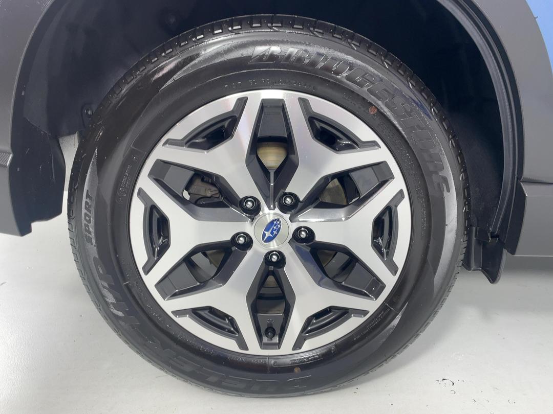 Photo '12' of Subaru Forester