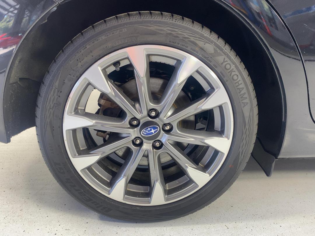 Photo '12' of Subaru Impreza