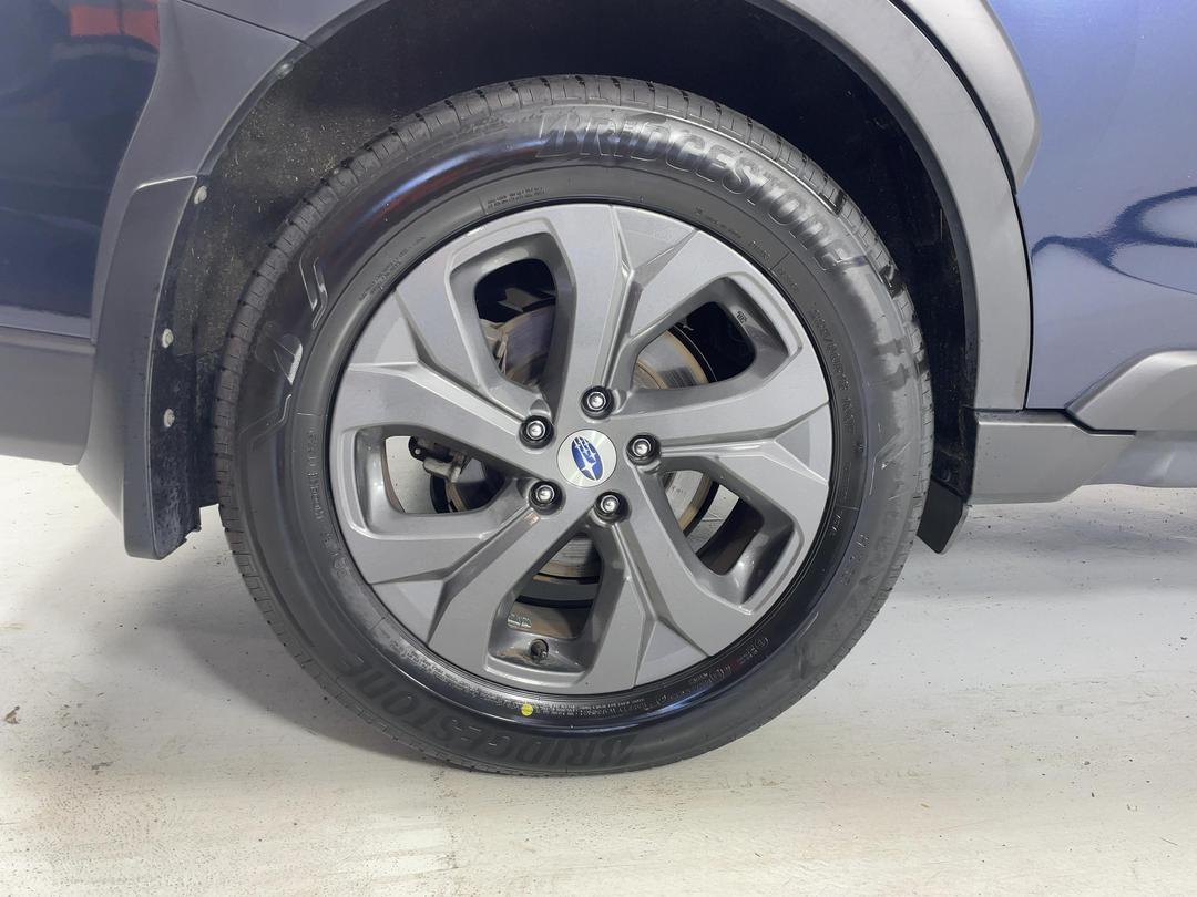 Photo '12' of Subaru Outback