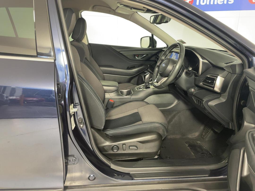 Photo '16' of Subaru Outback