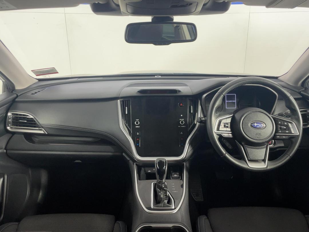 Photo '17' of Subaru Outback