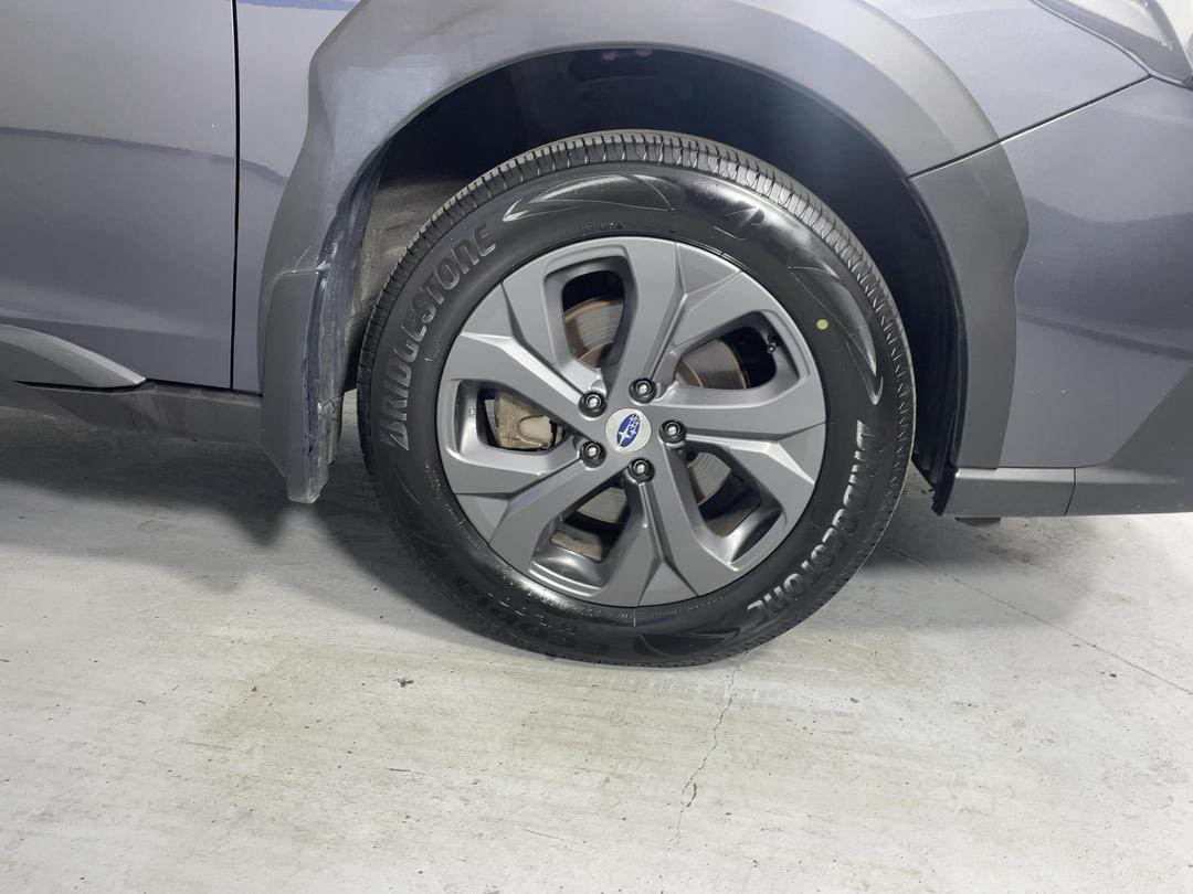 Photo '9' of Subaru Outback