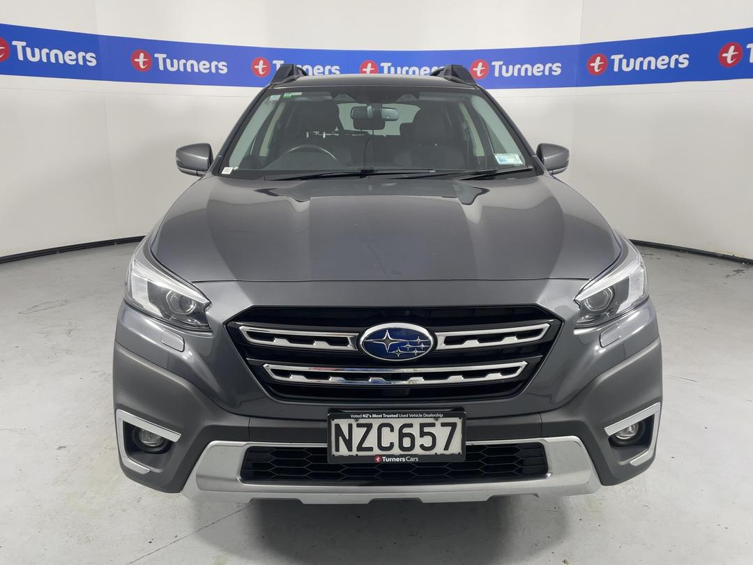 Photo '2' of Subaru Outback