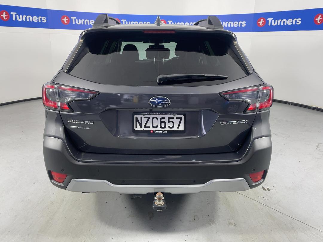 Photo '6' of Subaru Outback