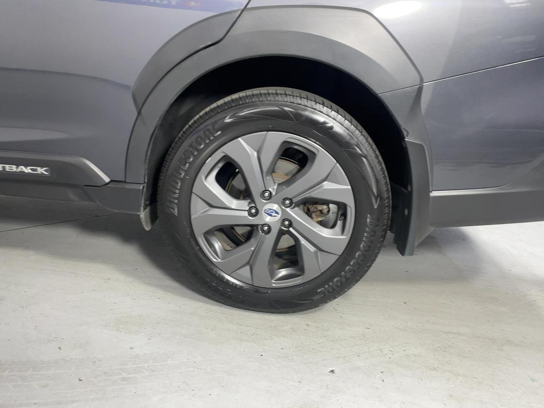 Photo '11' of Subaru Outback