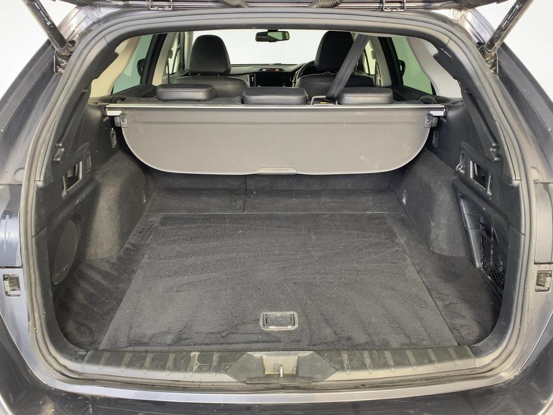 Photo '14' of Subaru Outback