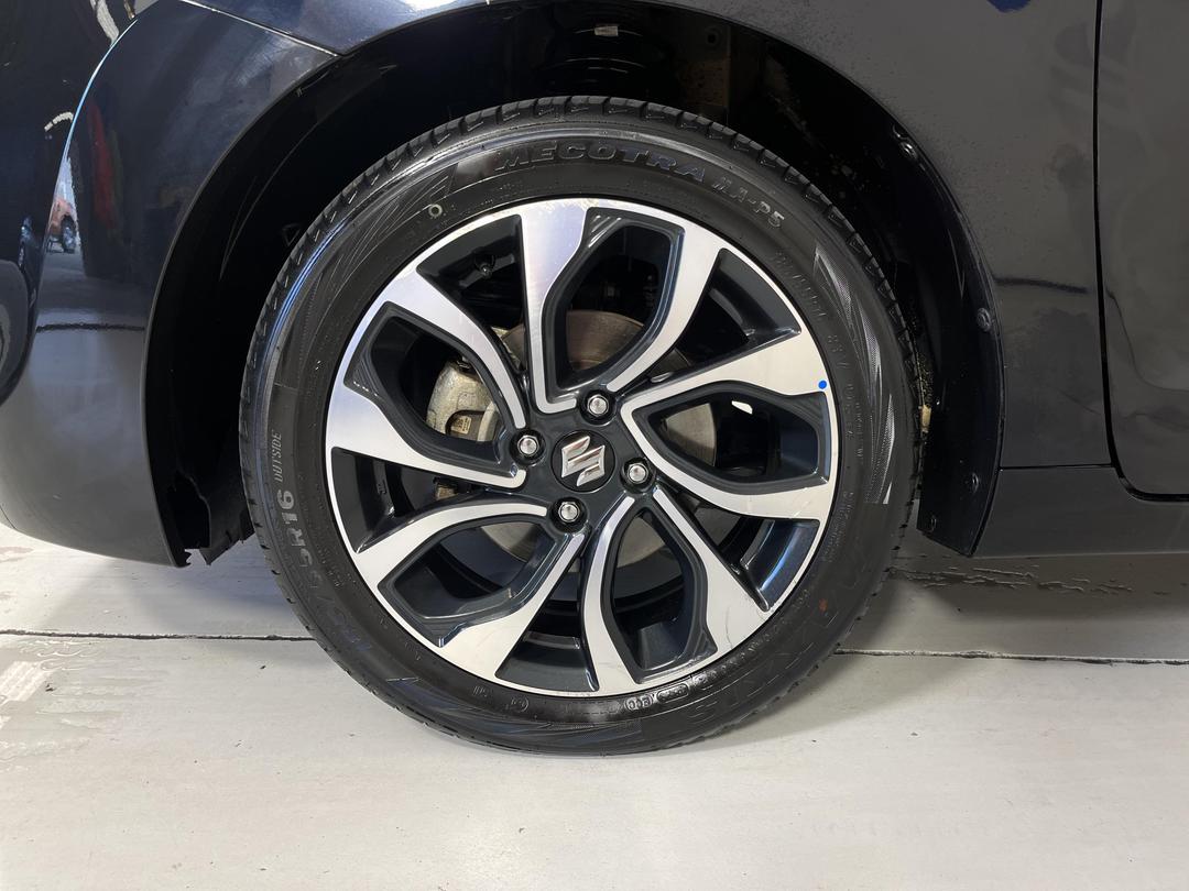 Photo '10' of Suzuki Baleno