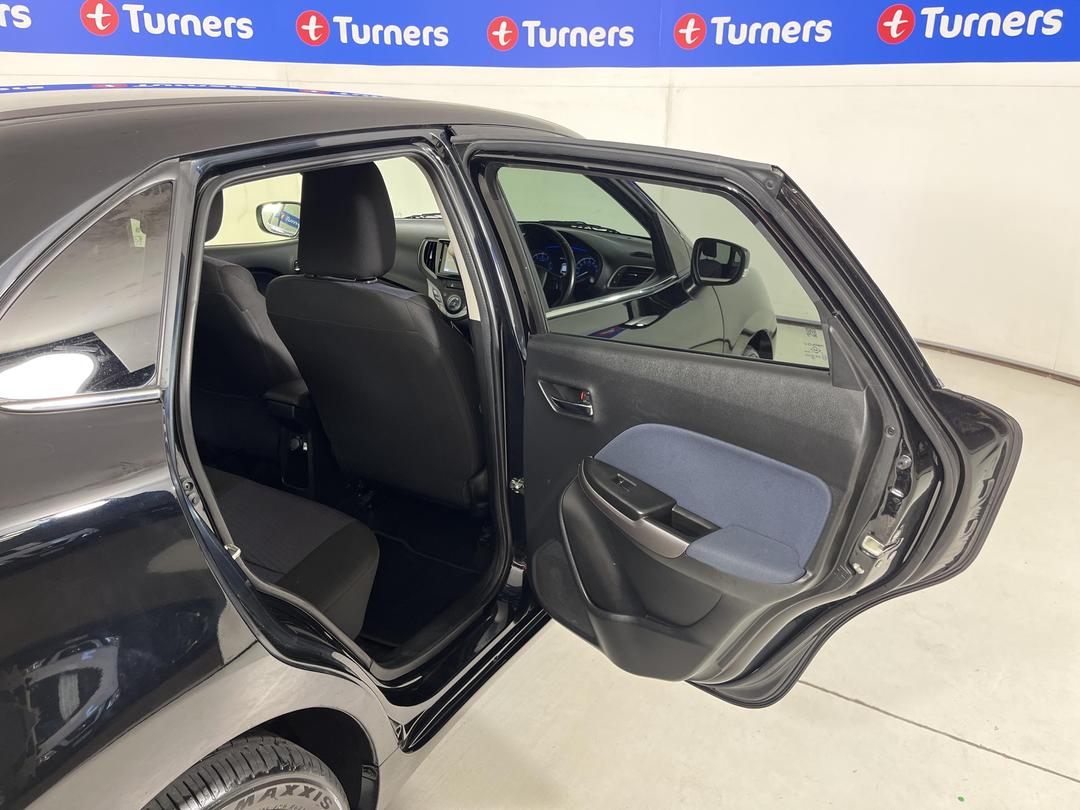 Photo '19' of Suzuki Baleno