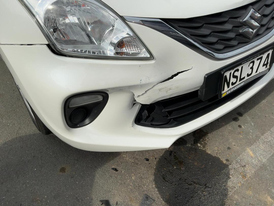 Photo '7' of Suzuki Baleno Glxa Photo '7' of Suzuki Baleno Glxa