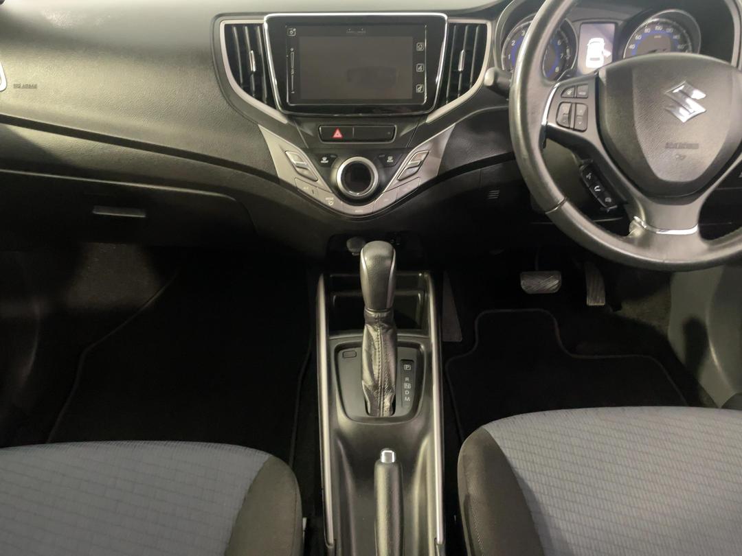 Photo '18' of Suzuki Baleno