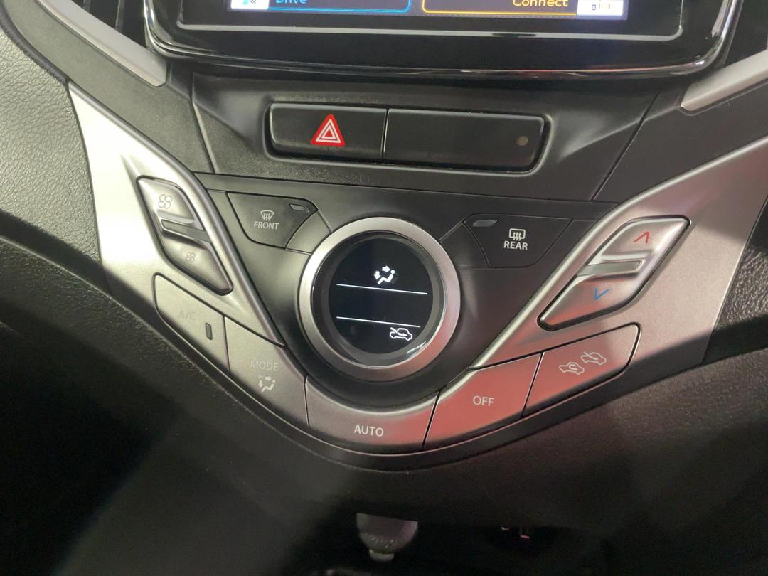 Photo '30' of Suzuki Baleno