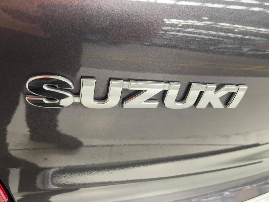 Photo '35' of Suzuki Baleno