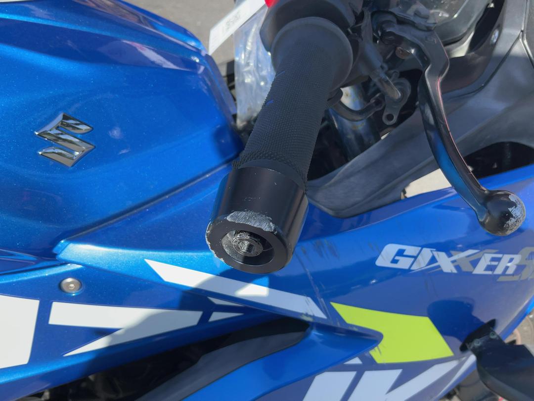 Photo '6' of Suzuki GSX250FRLZL9 Photo '6' of Suzuki GSX250FRLZL9