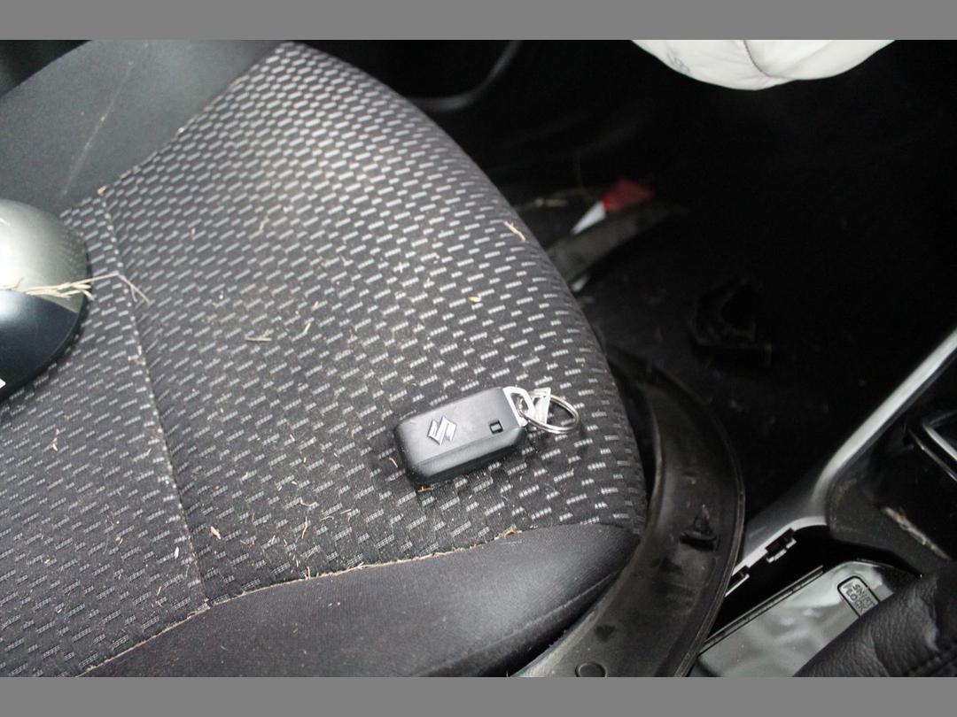 Photo '16' of Suzuki Ignis LTD