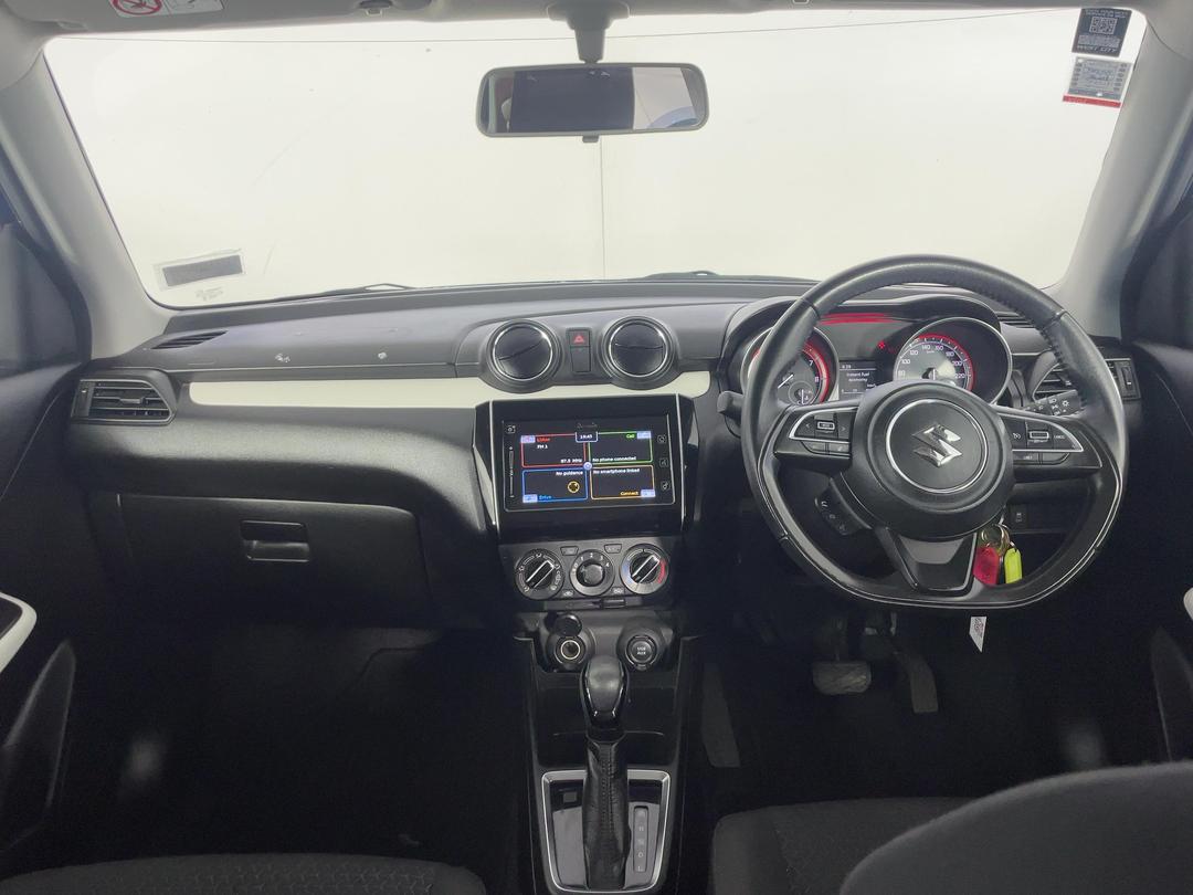 Photo '17' of Suzuki Swift