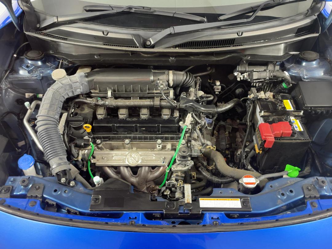 Photo '13' of Suzuki Swift