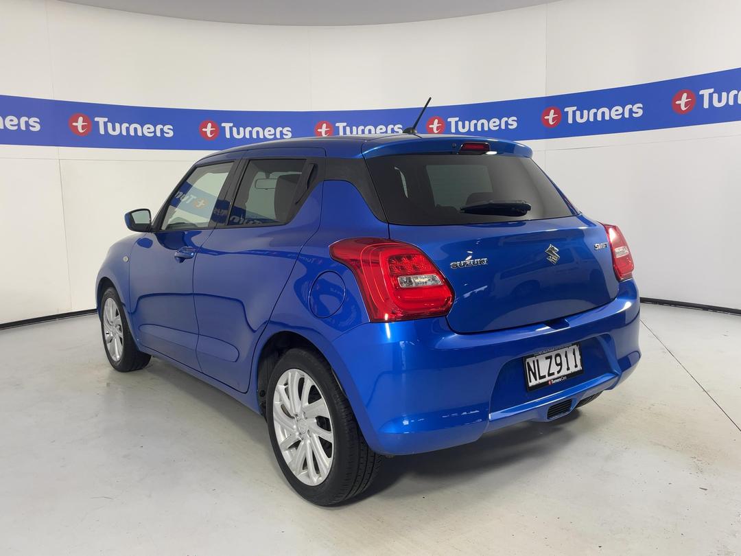 Photo '5' of Suzuki Swift