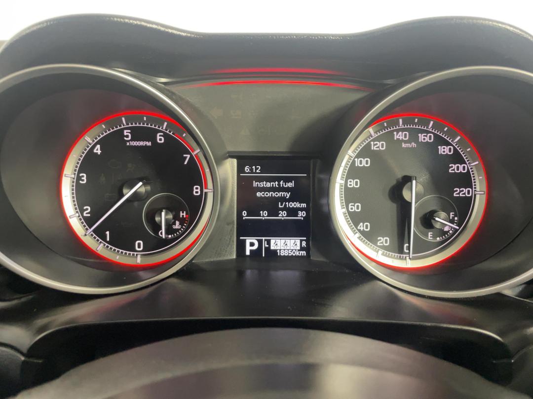 Photo '21' of Suzuki Swift