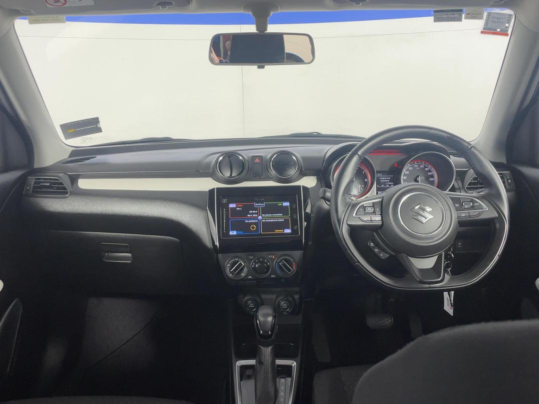 Photo '17' of Suzuki Swift