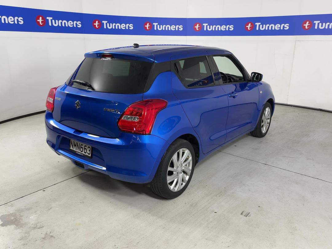 Photo '7' of Suzuki Swift