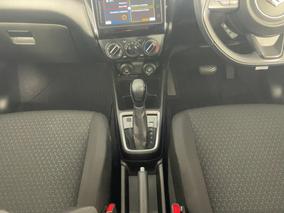 Photo '18' of Suzuki Swift