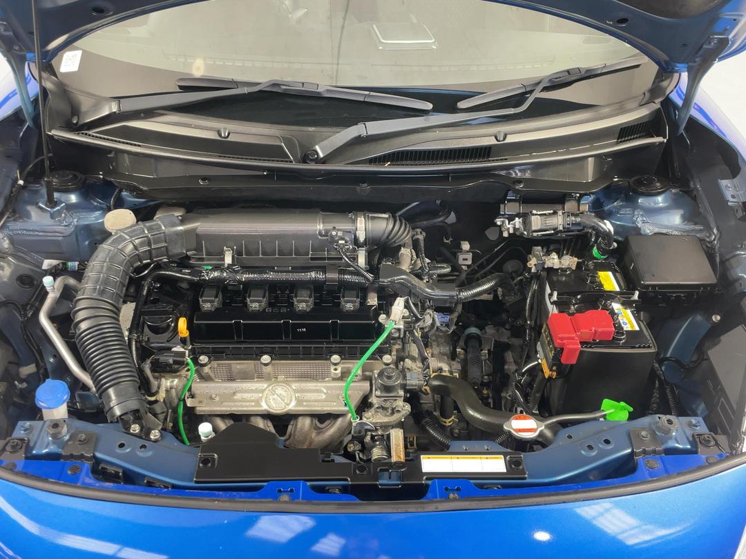 Photo '13' of Suzuki Swift