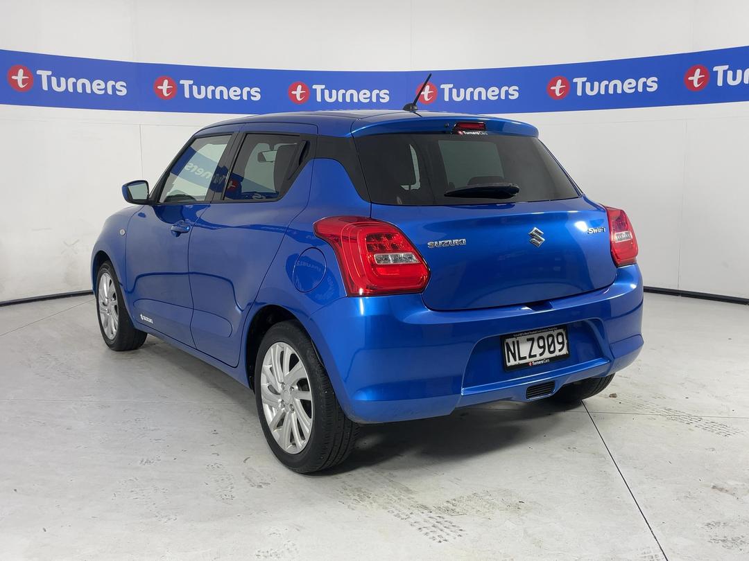 Photo '5' of Suzuki Swift