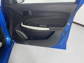 Photo '15' of Suzuki Swift