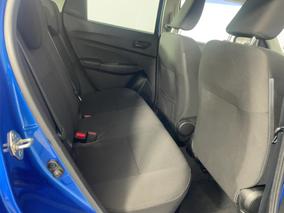 Photo '20' of Suzuki Swift