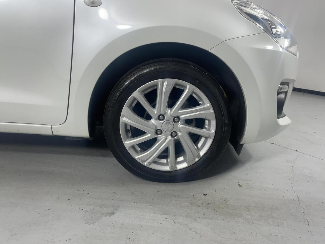 Photo '9' of Suzuki Swift