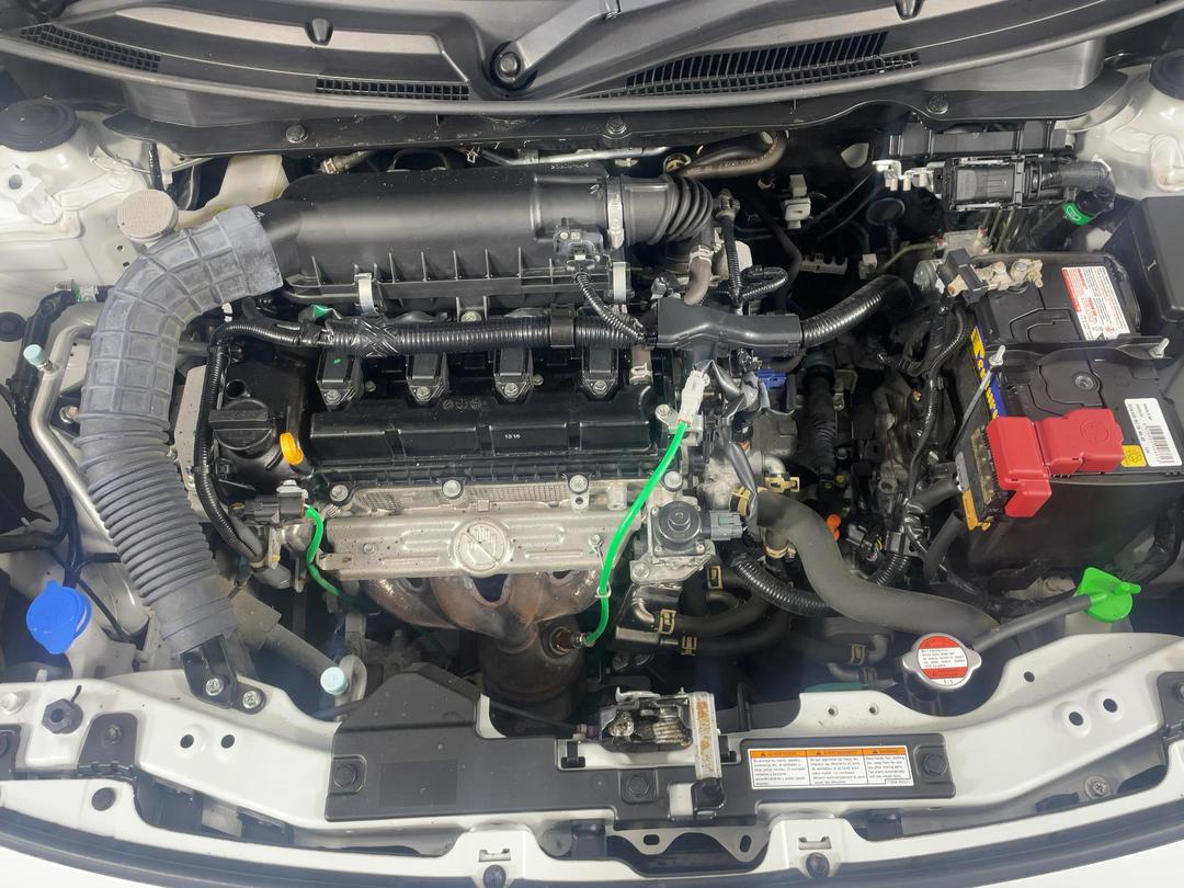 Photo '13' of Suzuki Swift