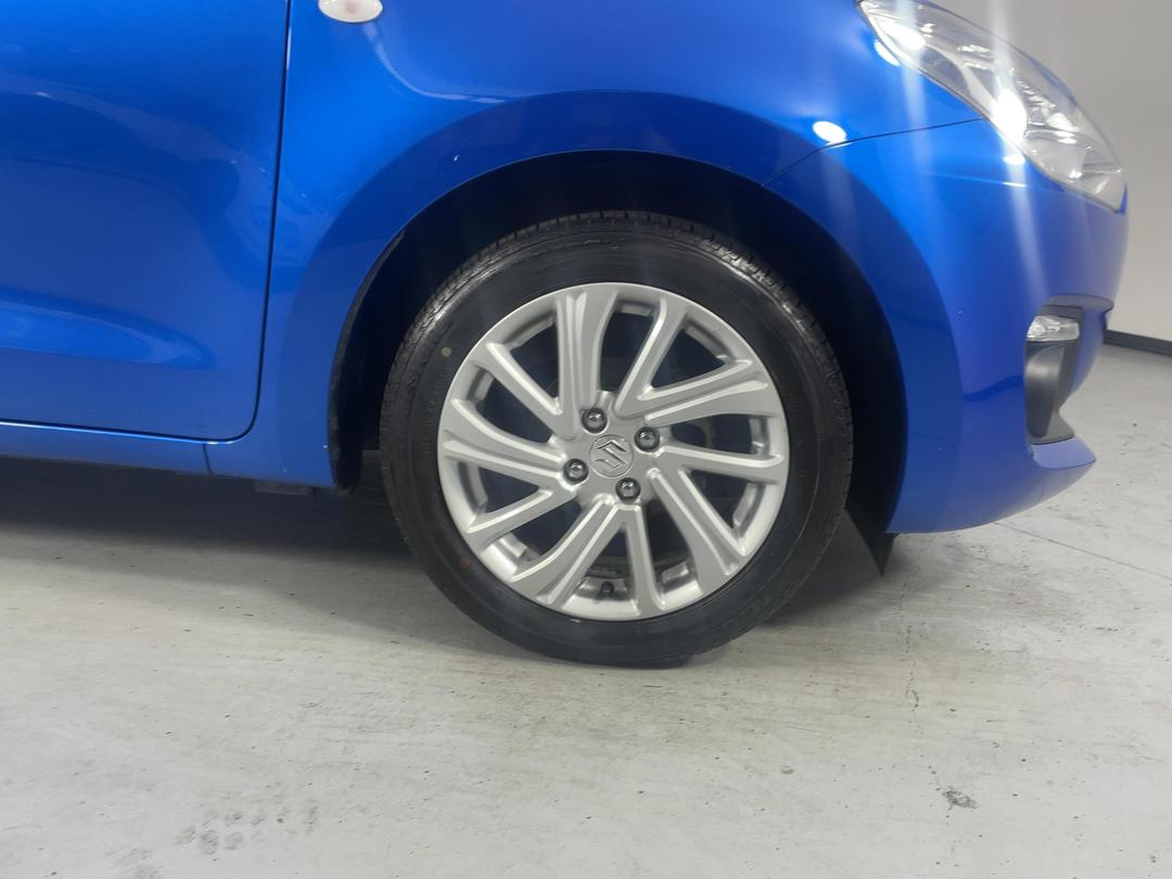 Photo '9' of Suzuki Swift