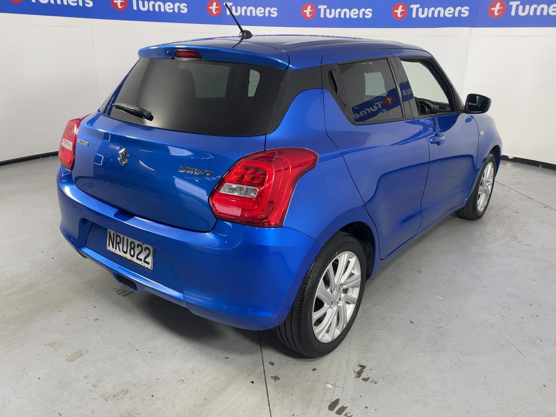 Photo '7' of Suzuki Swift