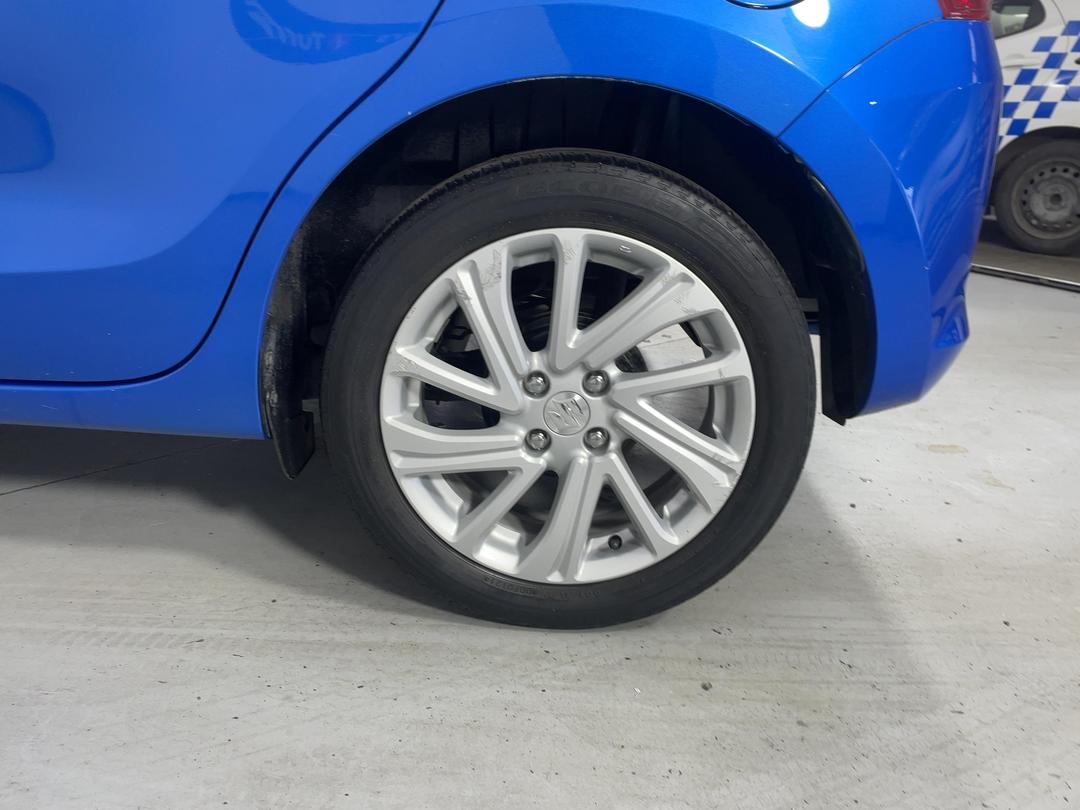 Photo '11' of Suzuki Swift