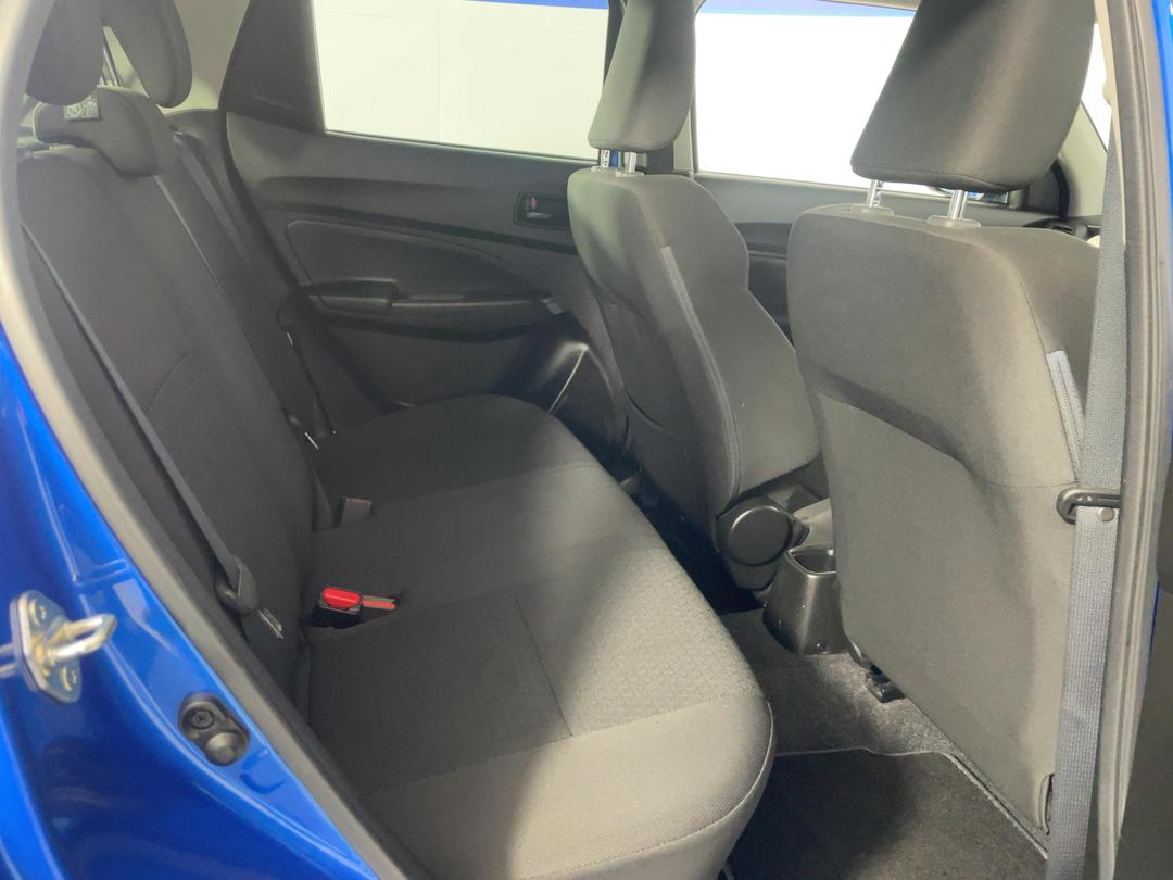 Photo '20' of Suzuki Swift