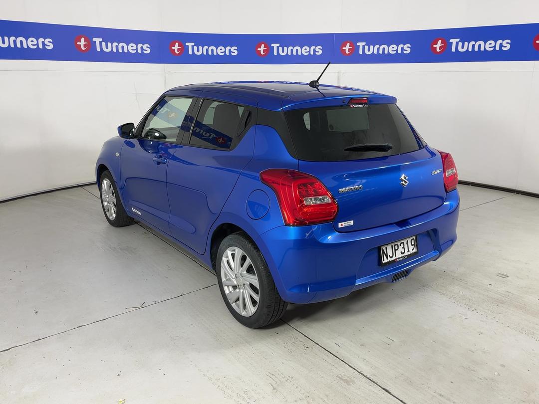 Photo '5' of Suzuki Swift