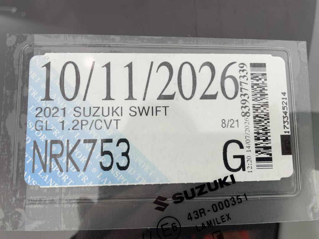 Photo '28' of Suzuki Swift