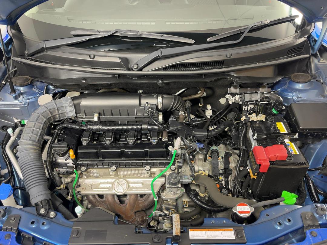 Photo '13' of Suzuki Swift