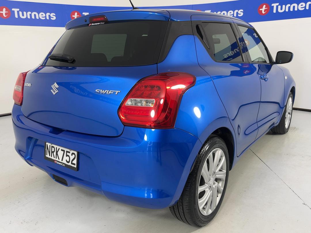 Photo '7' of Suzuki Swift