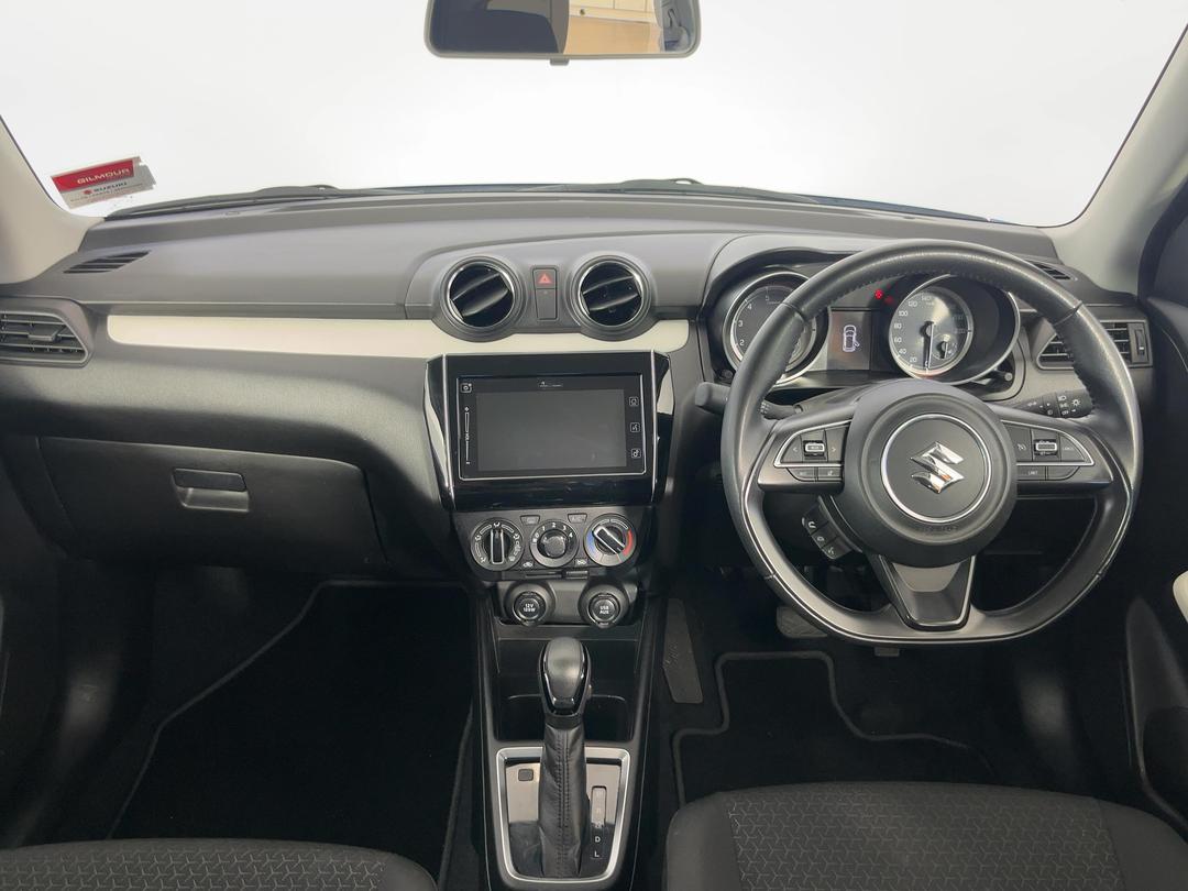 Photo '17' of Suzuki Swift