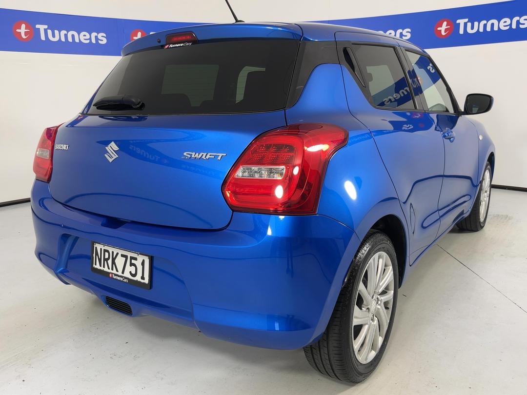 Photo '7' of Suzuki Swift