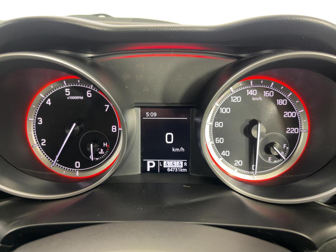 Photo '21' of Suzuki Swift