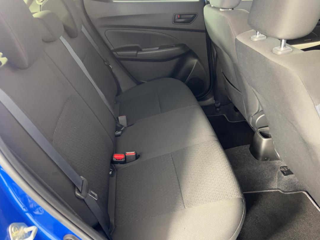 Photo '20' of Suzuki Swift