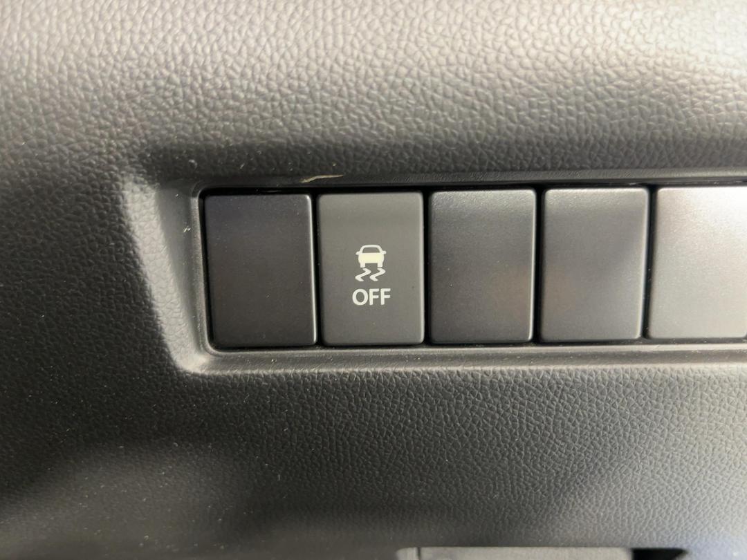 Photo '26' of Suzuki Swift