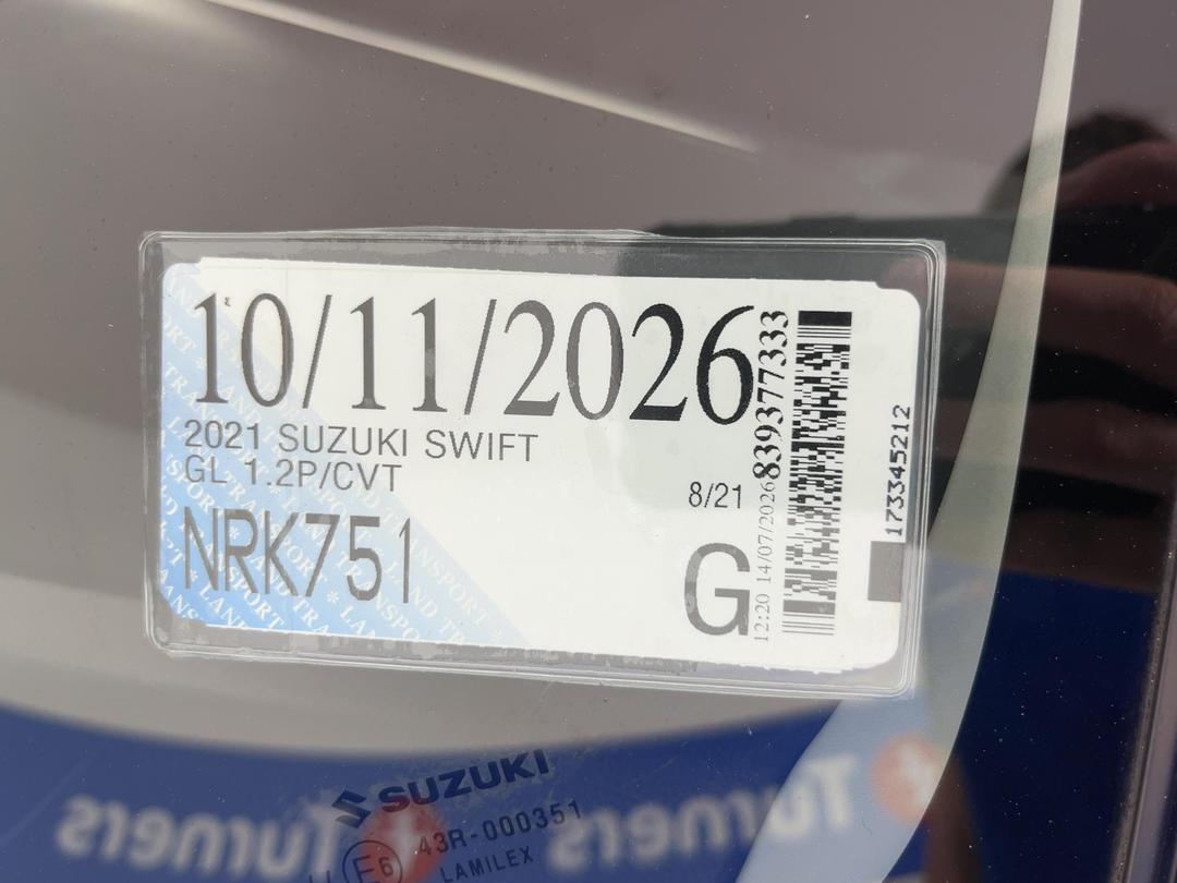 Photo '29' of Suzuki Swift