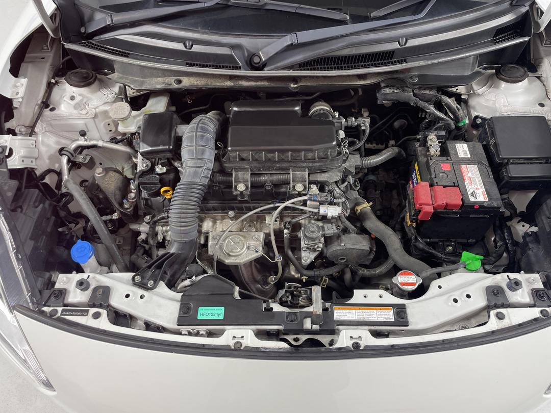 Photo '13' of Suzuki Swift