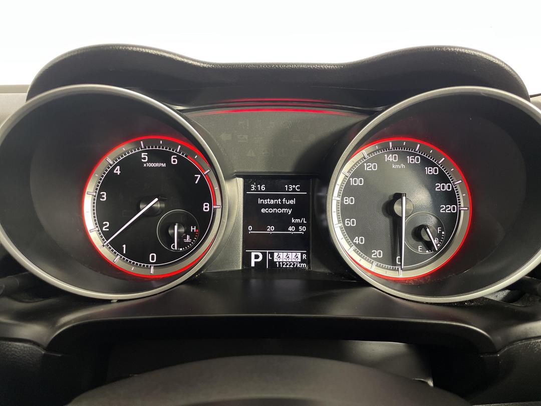 Photo '21' of Suzuki Swift