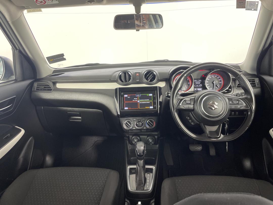 Photo '17' of Suzuki Swift