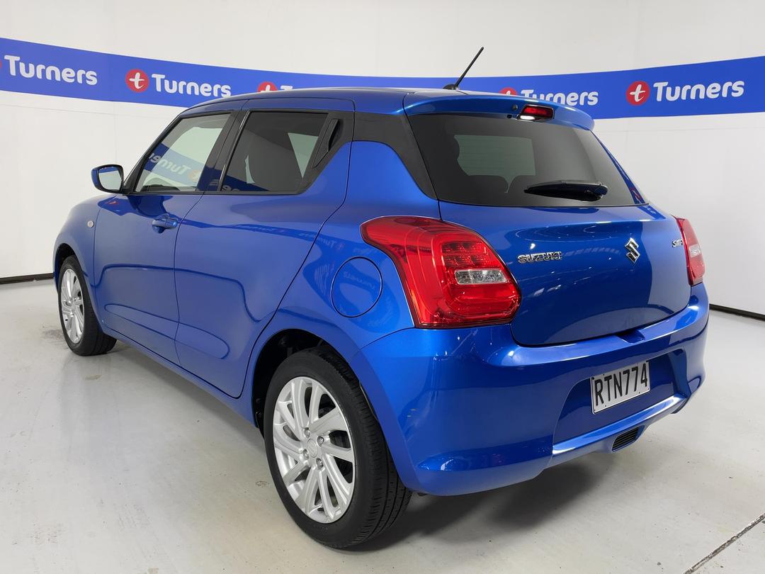 Photo '5' of Suzuki Swift