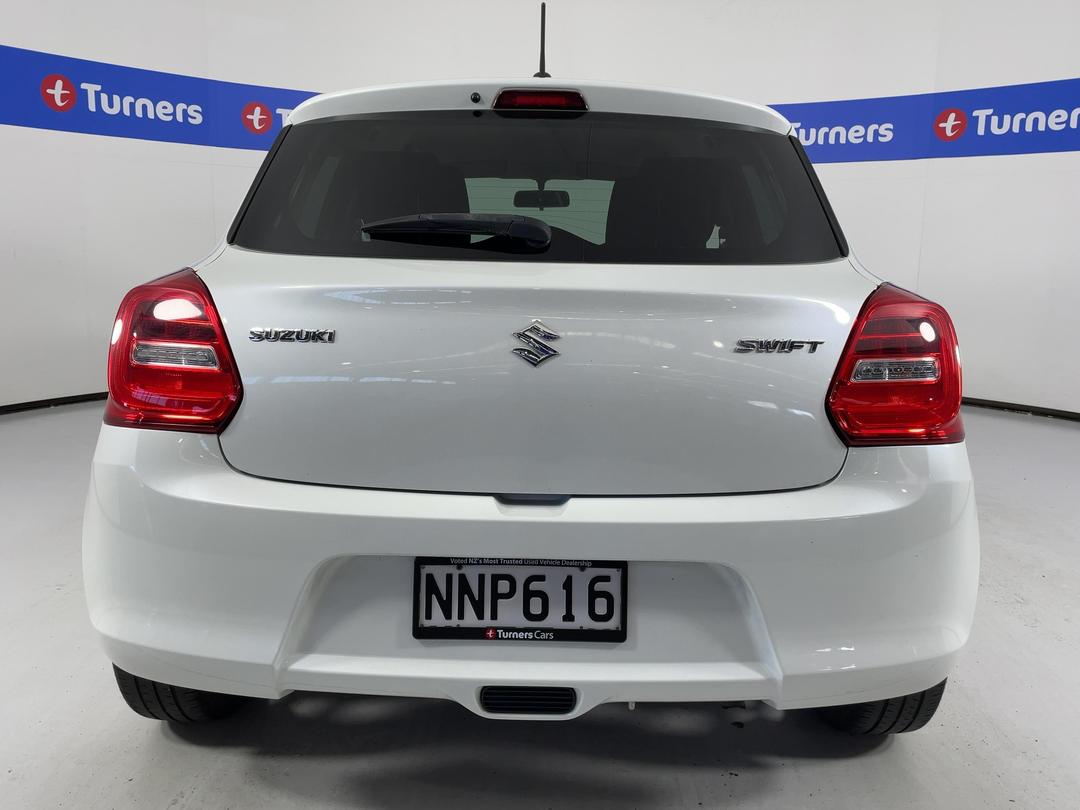 Photo '6' of Suzuki Swift